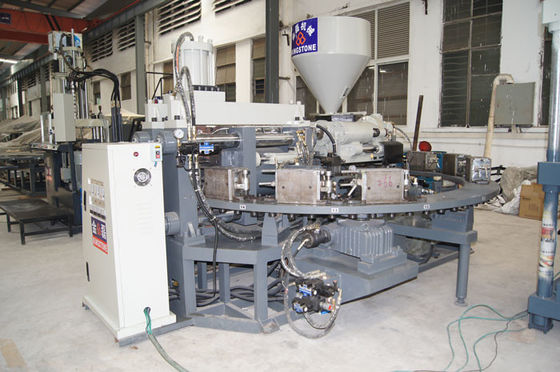 夏浜のプラスチックは射出成形機械に1時間あたりの110-150組蹄鉄を打ちます