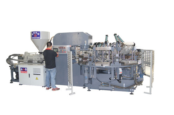 1つは機械を作る回転式ポリ塩化ビニールの靴の足底を着色する