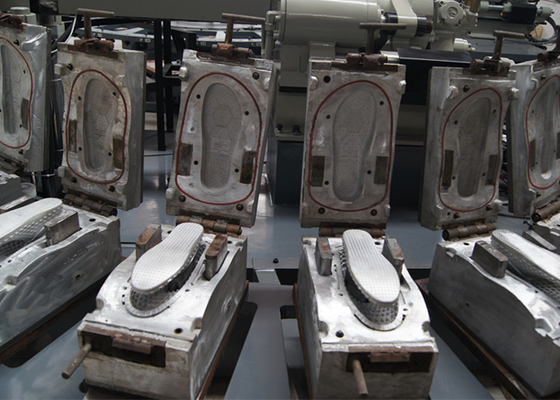 150機械を作る組/時間24の場所のプラスチック スリッパChappal