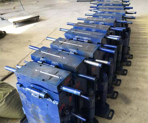 12 / 機械回転式テーブルを自動にする16の場所の安全ブーツ